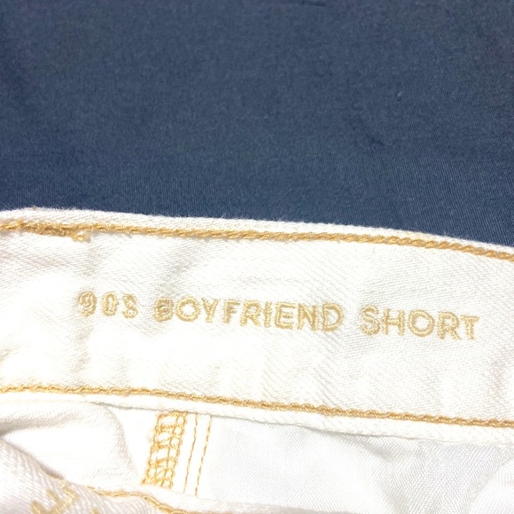 American Eagle 90’s Boyfriend Short. Size 0. Hi-Rise Distressed. Off White. - Picture 7 of 10